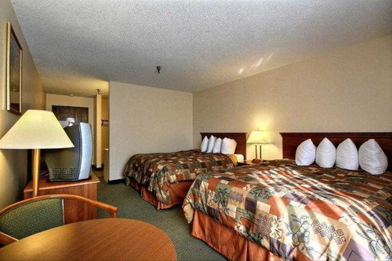 Days Inn & Suites By Wyndham Mt Pleasant Mount Pleasant Quarto foto