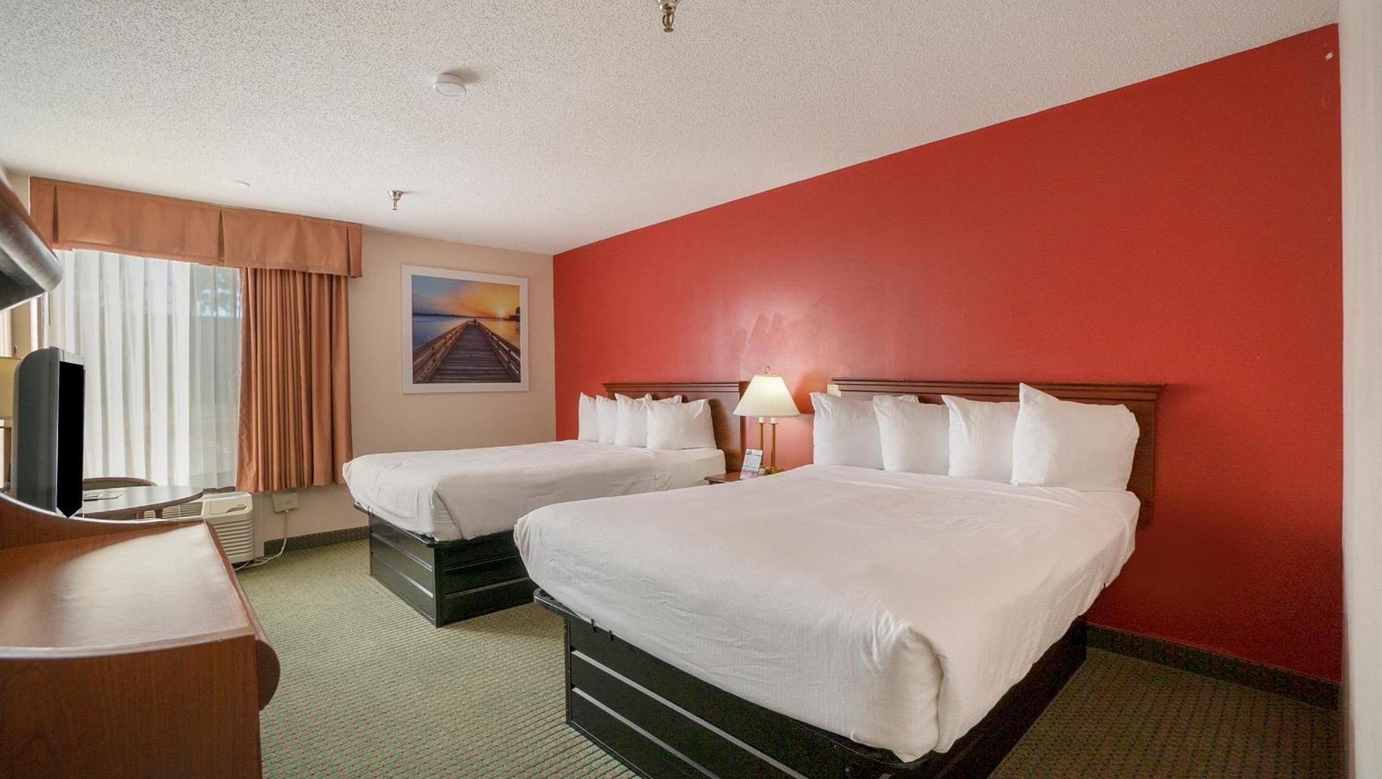 Days Inn & Suites By Wyndham Mt Pleasant Mount Pleasant Quarto foto